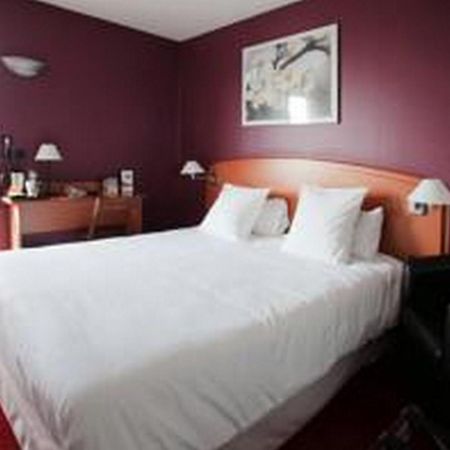 Sky Hotel Goussainville Charles De Gaulle Phòng bức ảnh
