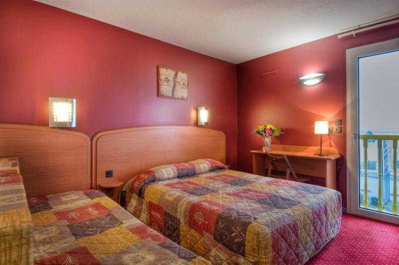 Sky Hotel Goussainville Charles De Gaulle Ngoại thất bức ảnh
