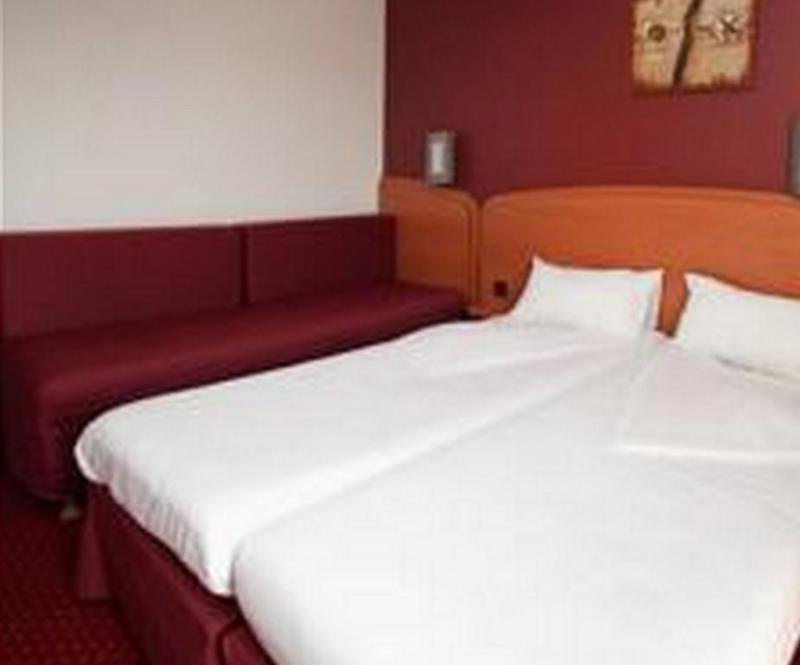 Sky Hotel Goussainville Charles De Gaulle Ngoại thất bức ảnh