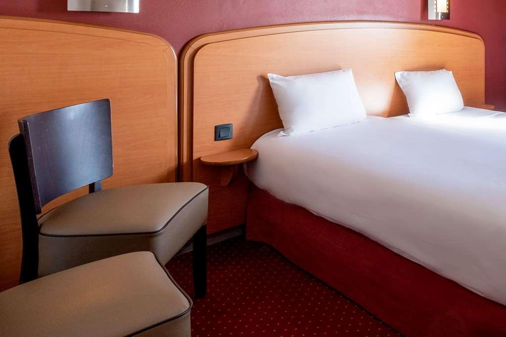 Sky Hotel Goussainville Charles De Gaulle Phòng bức ảnh